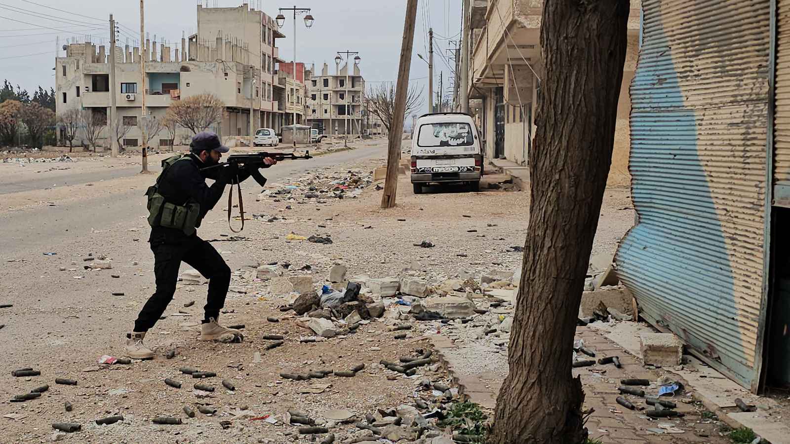 معارك الصنمين تفتح "شهية" إسرائيل للتوسع في الجنوب السوري