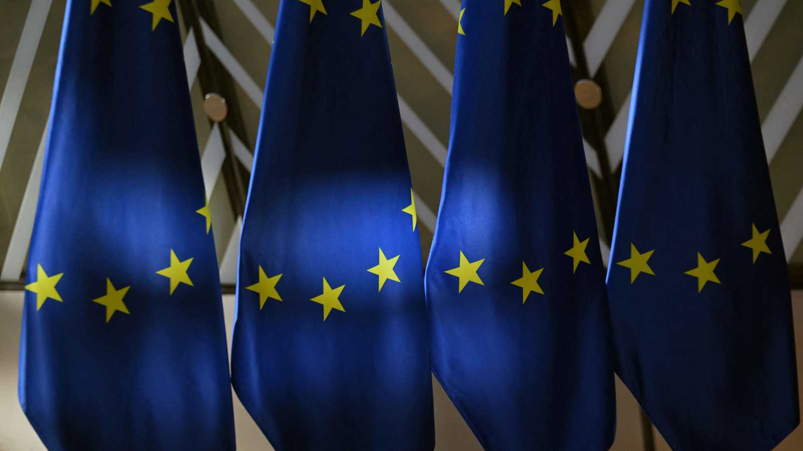 على خطى ترامب.. أوروبا "تضحي" بمساعدة أفريقيا بسبب الإنفاق الدفاعي