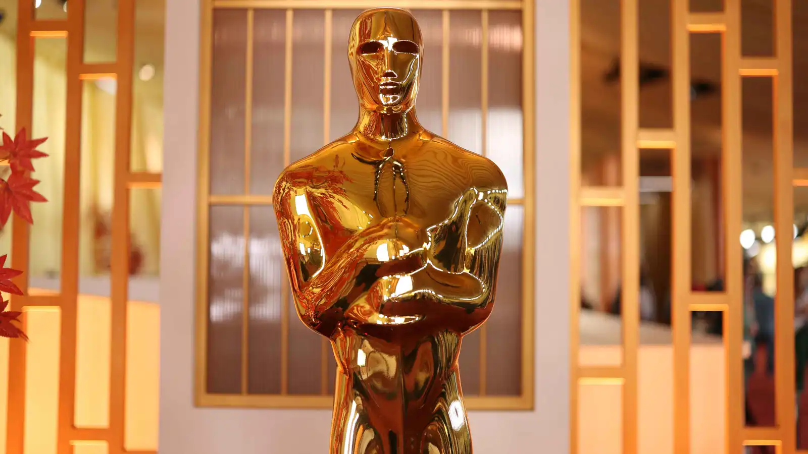 من يحصد الذهب؟ الأوسكار يفجر منافسة نارية الليلة