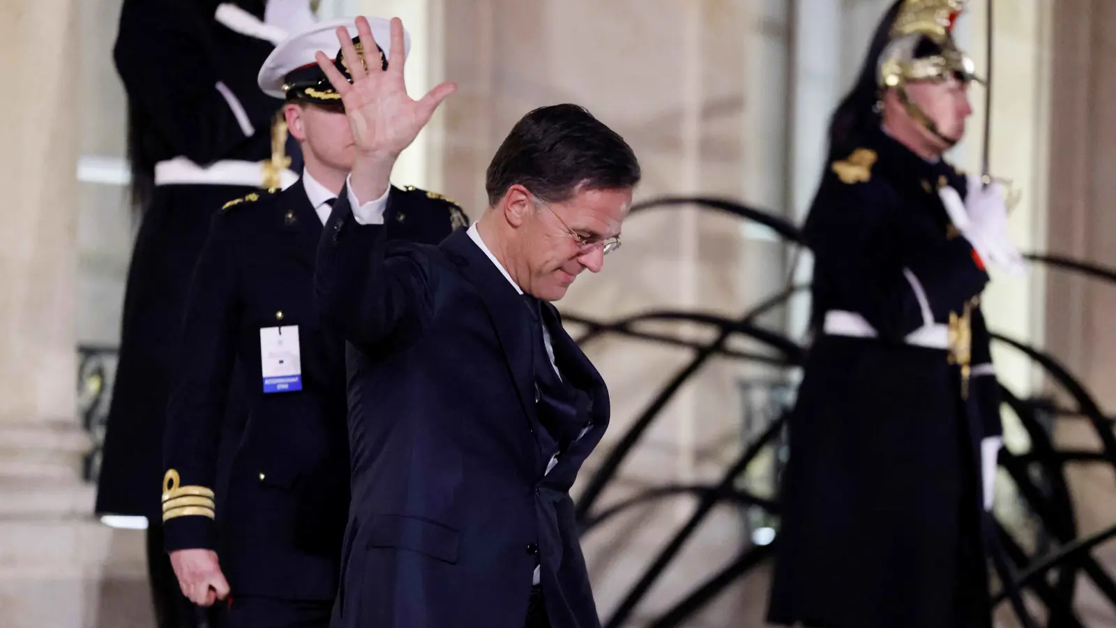 بعد الانتخابات الألمانية.. أول طلب من "الناتو" للمستشار المقبل