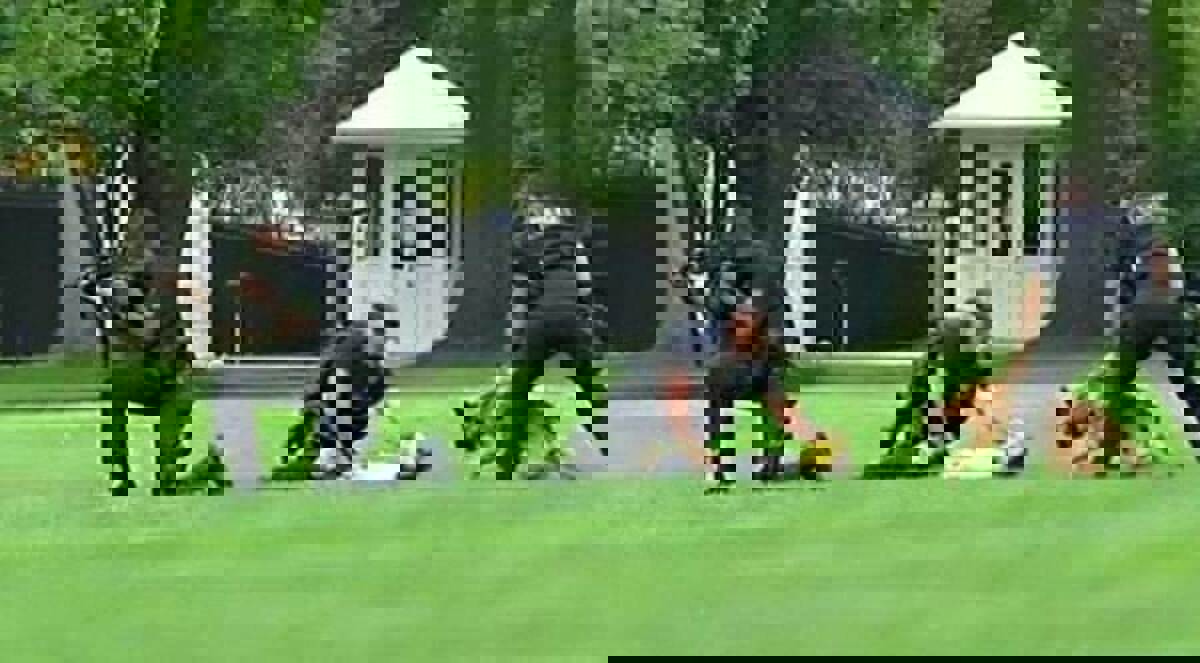 اعتقال امرأة مسلحة أمام البيت الابيض