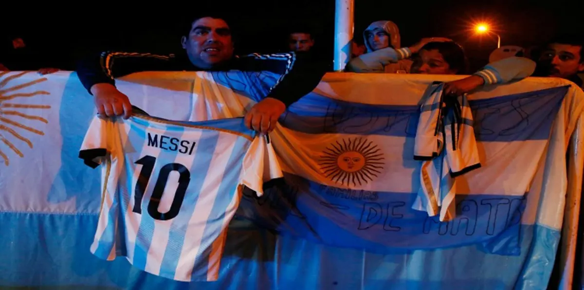 برشلونة يدشن حملةً لمساندة ميسي بعد الحكم بحبسه