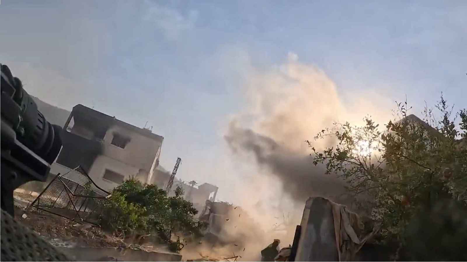 الجيش الإسرائيلي يعلن مقتل 5 جنود في جنوب لبنان (فيديو)