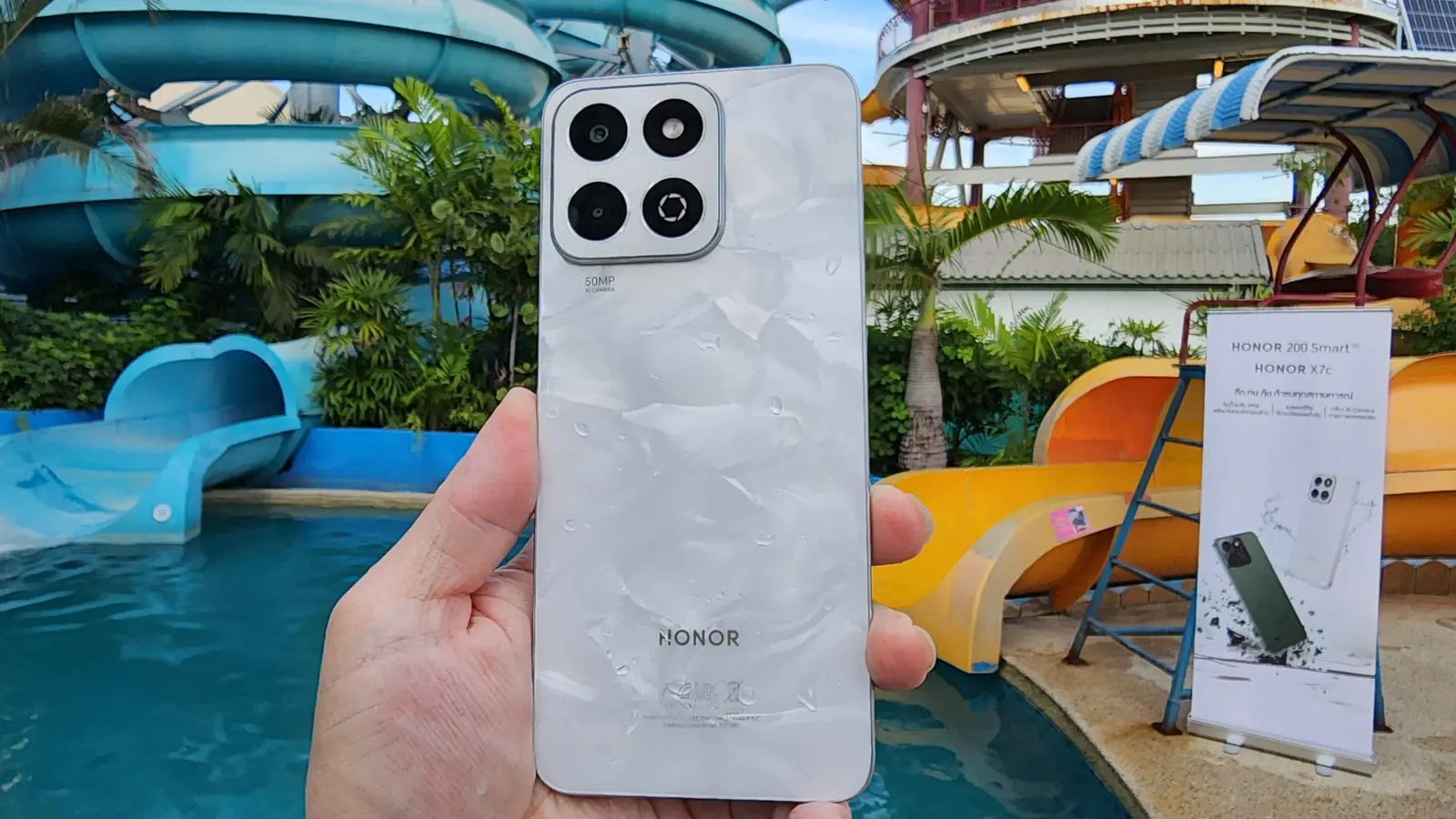 اختلافات نوعية..الفرق بين "HONOR 200 Pro" و"HONOR 200 Smart"