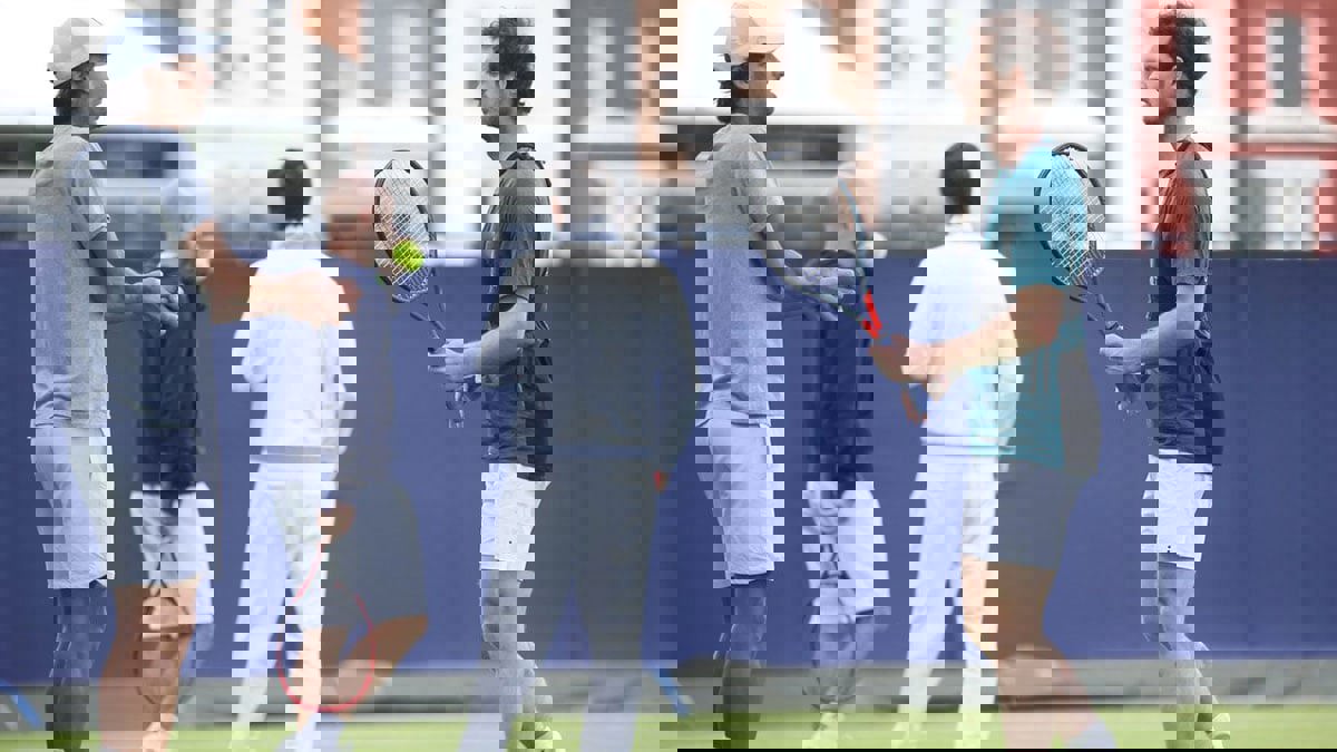 أندي موراي يواجه الثنائي الأعلى تصنيفًا في كوينز عند عودته للتنس