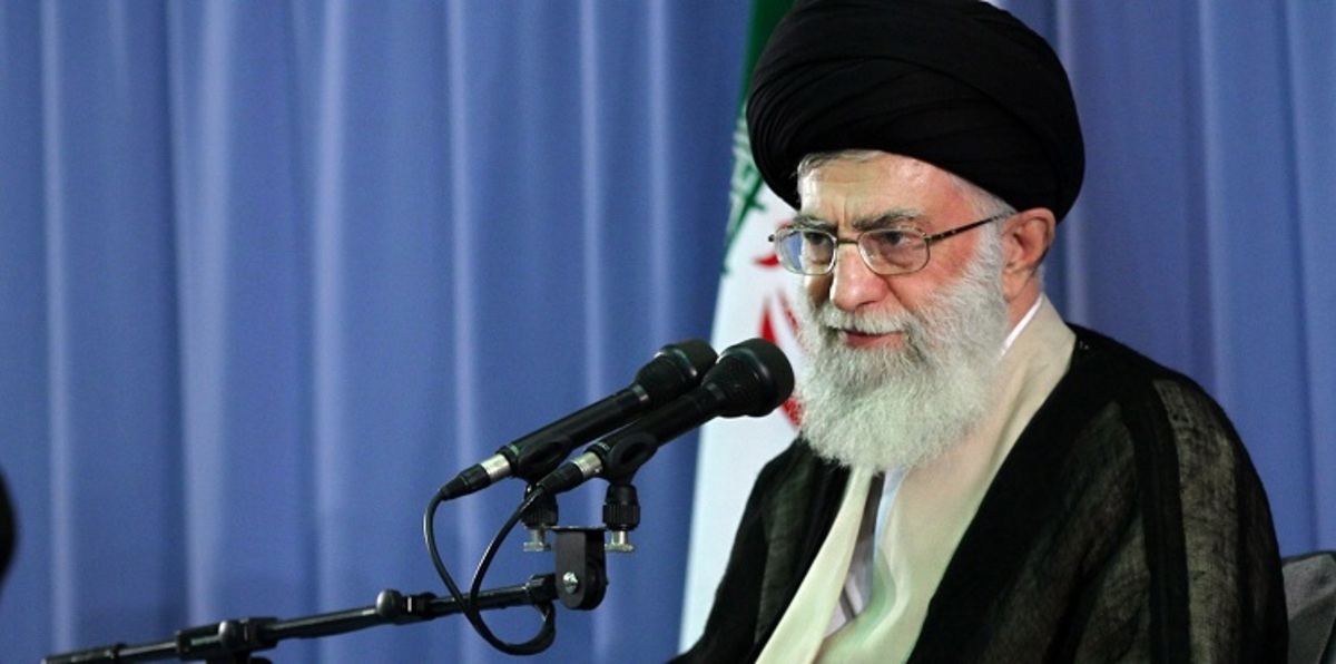 خامنئي يدين الهجوم على السفارة السعودية في طهران