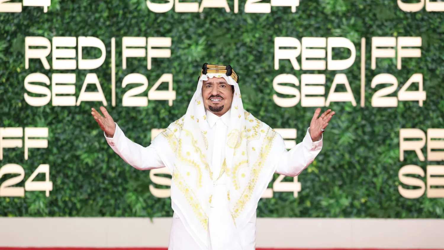 عبدالله السدحان: وفاة والدي غيّرت حياتي وأثرت على "طاش ما طاش"