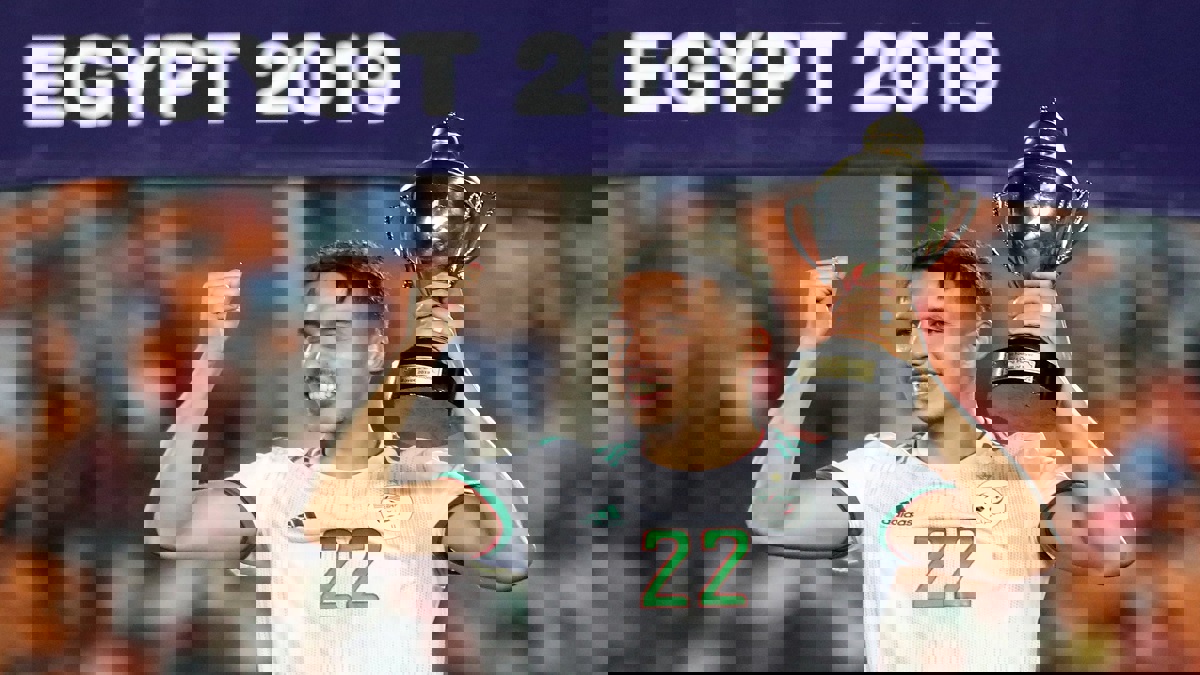 لاعبو المنتخب الجزائري يحتكرون جوائز "الأفضل" في أمم أفريقيا والهداف نيجيري