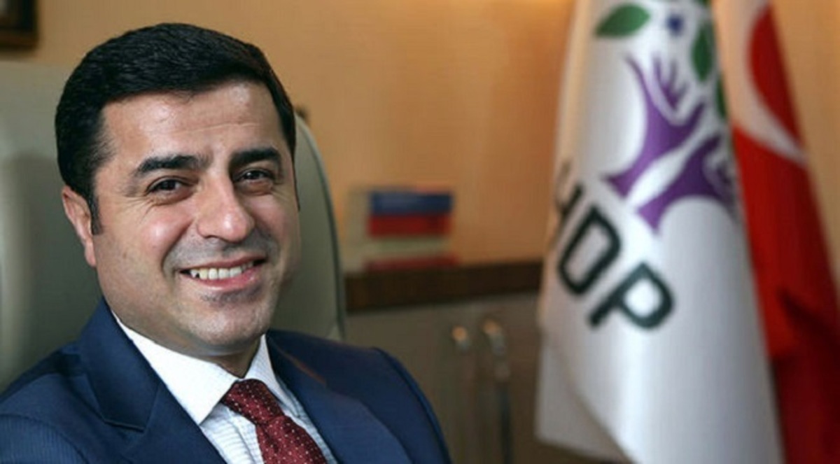 أكراد تركيا مستعدون لائتلاف لا يضم أوردغان