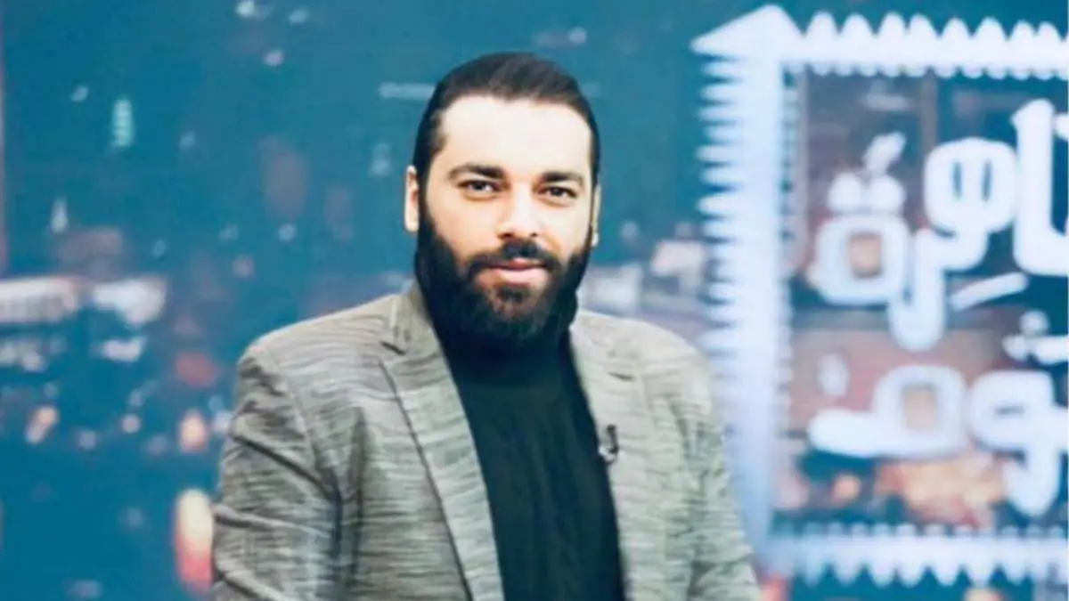 آراء "جنونية" وملايين المشاهدات.. ما قصة الباحث محمود صلاح؟