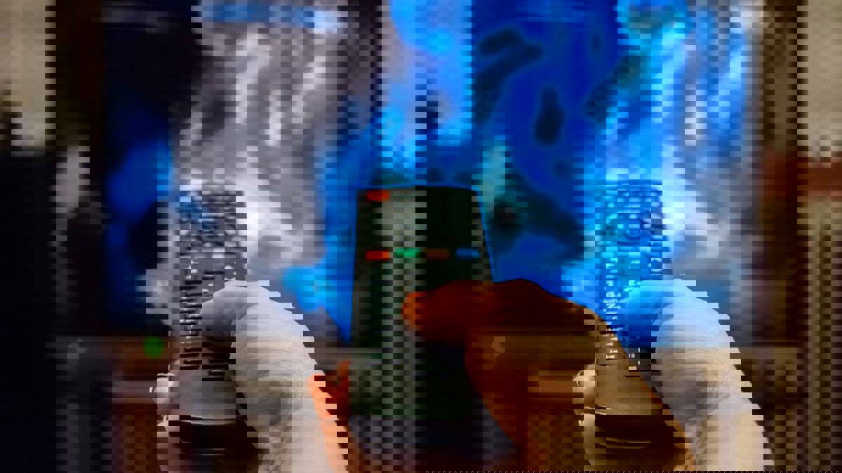 خففوا مشاهدة التلفزيون