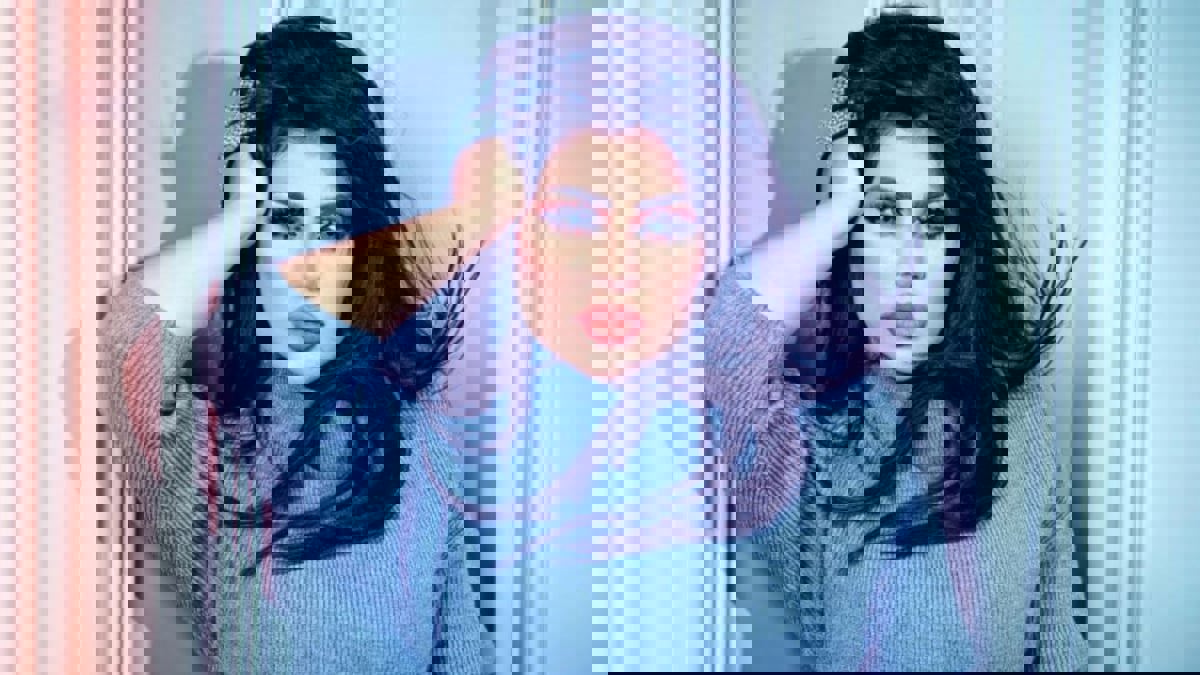 مشهورات الكويت يحضرن جلسة محاكمة حليمة بولند