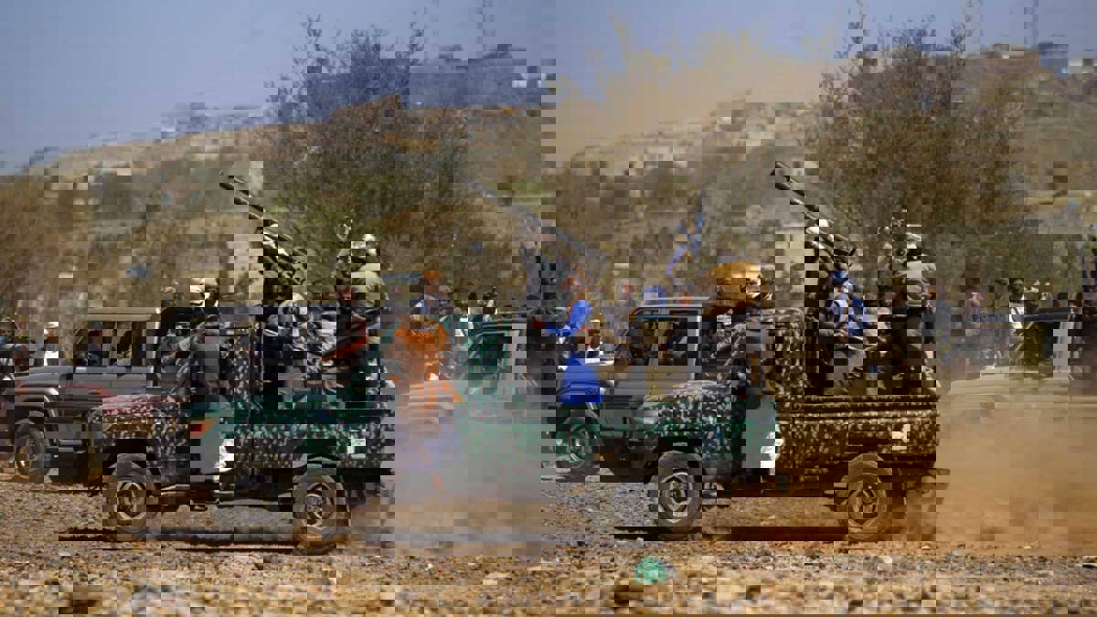 مسؤول يمني: الحوثيون يشنون "حربًا وحشية" على أبناء قبائل "حجور"