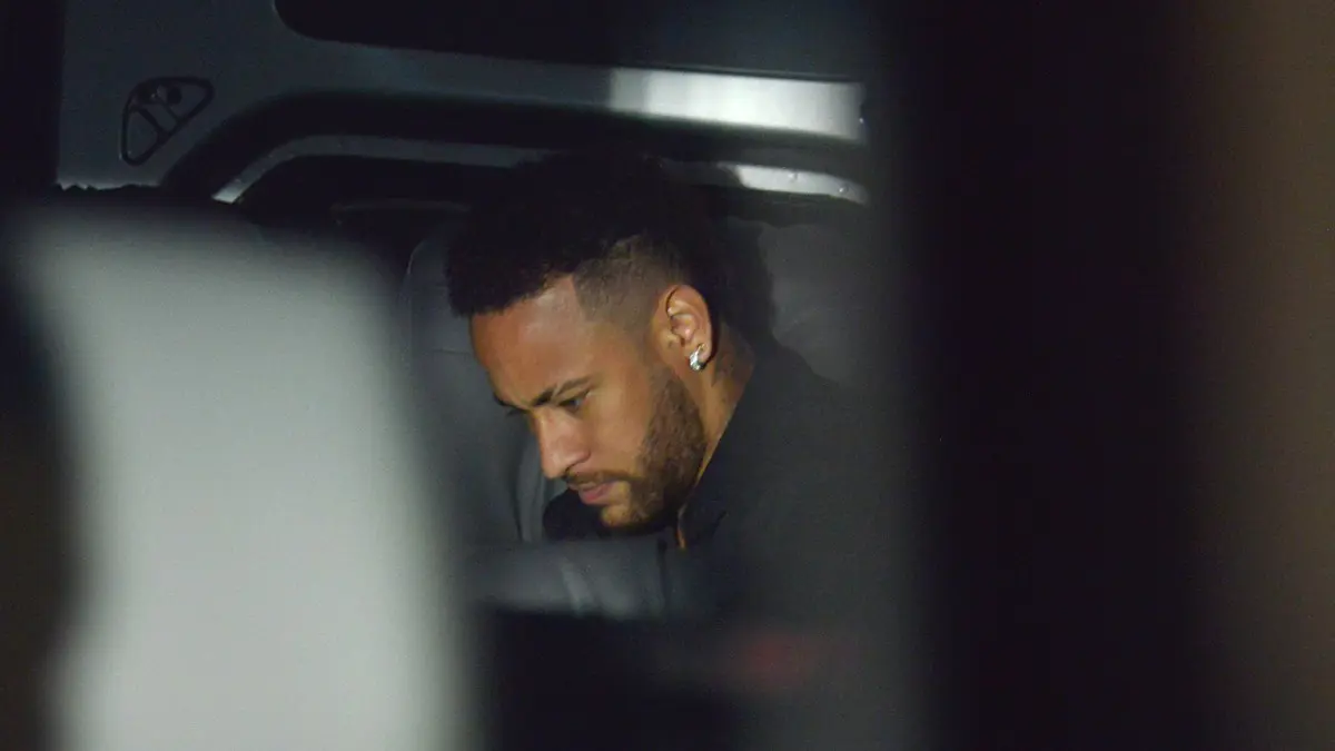 تقرير: مدرب منتخب البرازيل يفضل هذا اللاعب على فينسيوس جونيور لتعويض نيمار