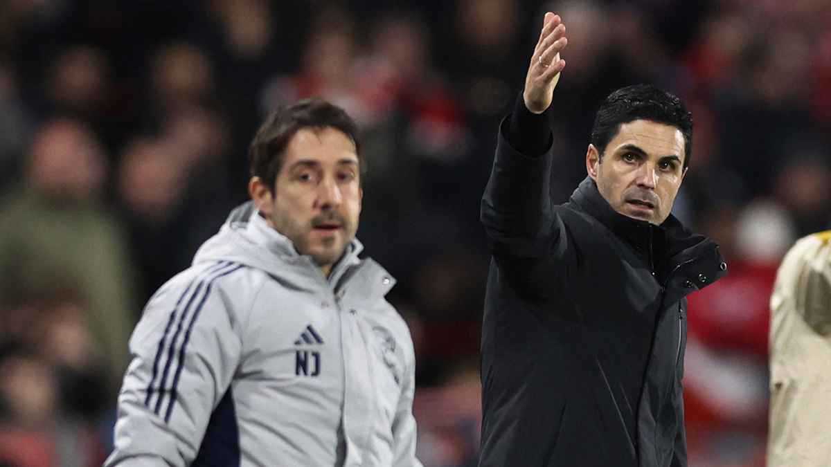 الكشف عن "بند مثير" بعقد مدرب الكرات الثابتة مع آرسنال 