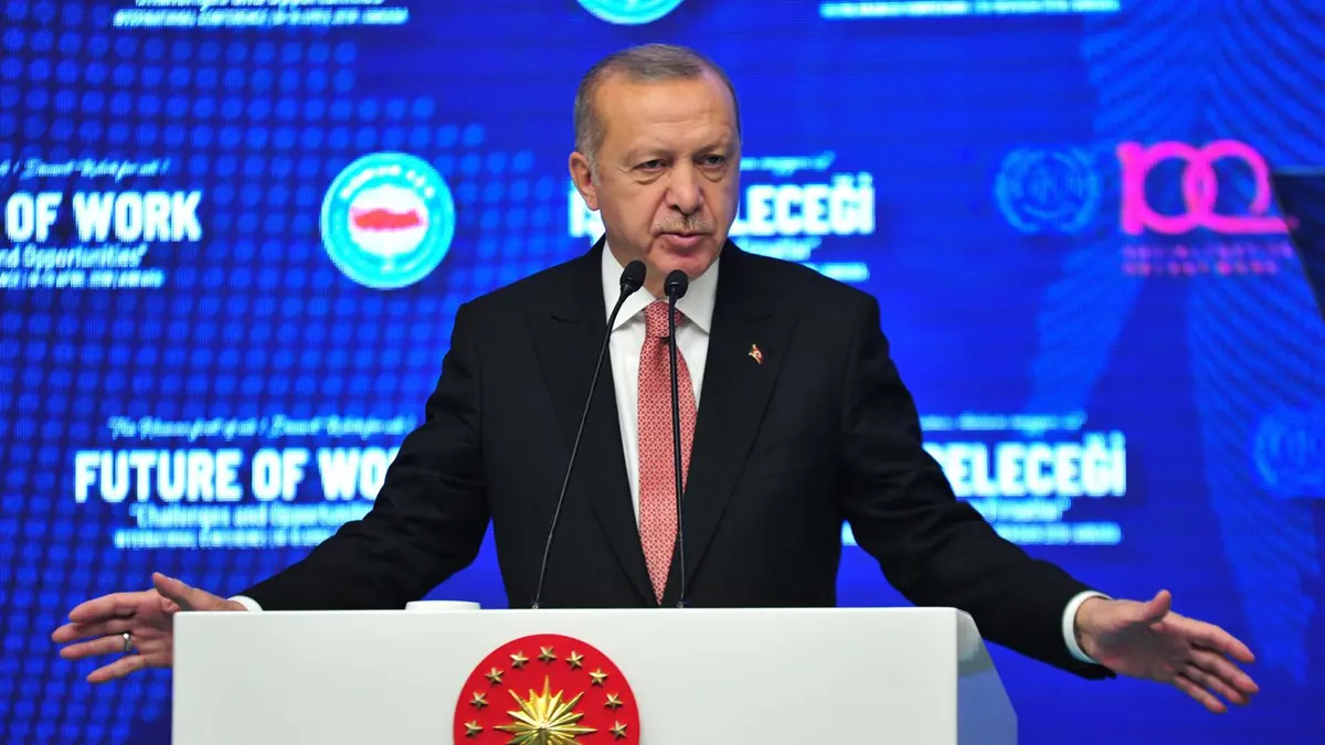 هروبًا من أزماته الداخلية.. أردوغان يتحدث كـ"وصي عثماني" على السودان وليبيا والجزائر