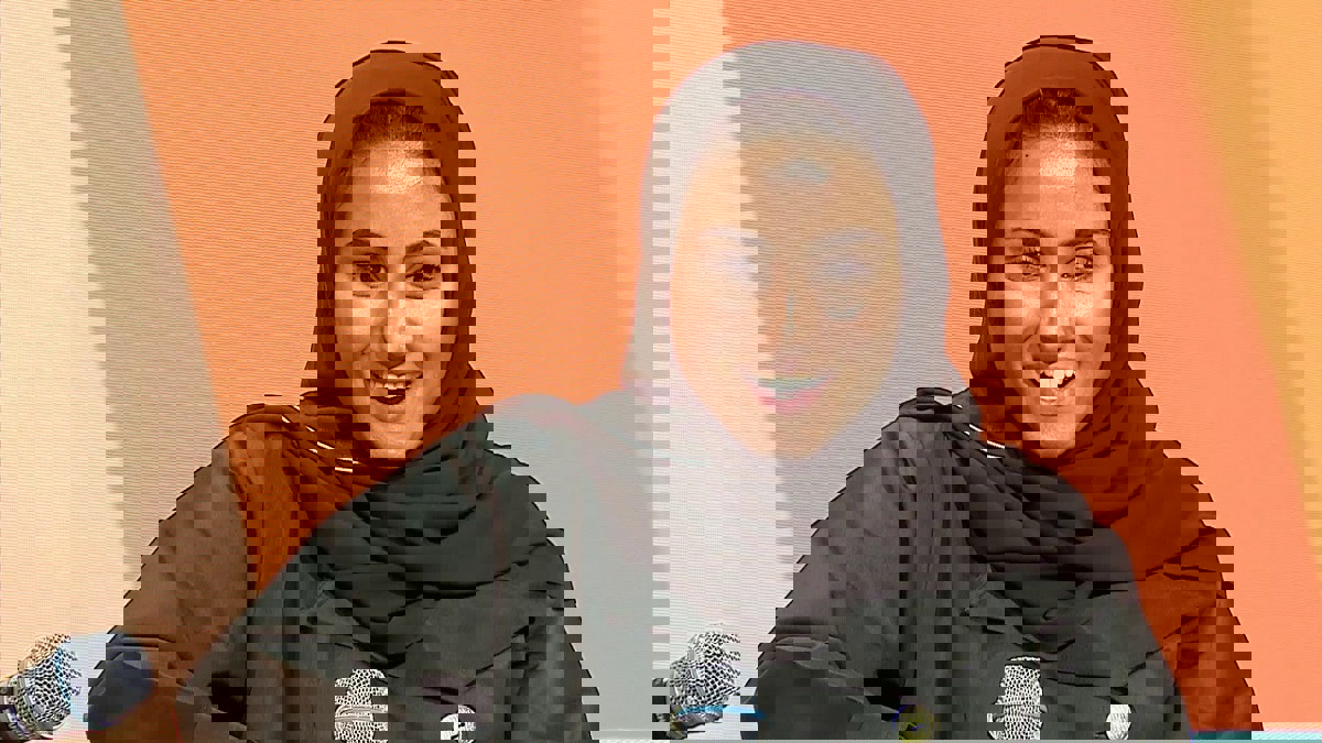 شابة سعودية تبحث عن مدير لأعمالها الخاصة لانشغالها في "فيسبوك"