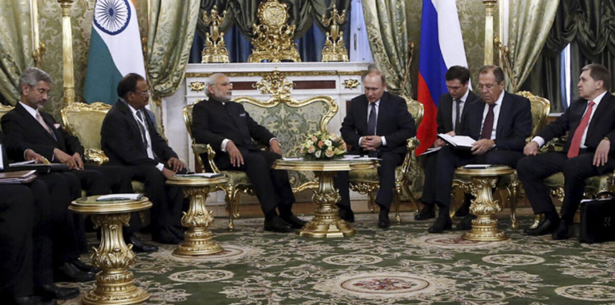 روسيا والهند تعززان علاقاتهما باتفاقات في مجالي الطاقة والدفاع