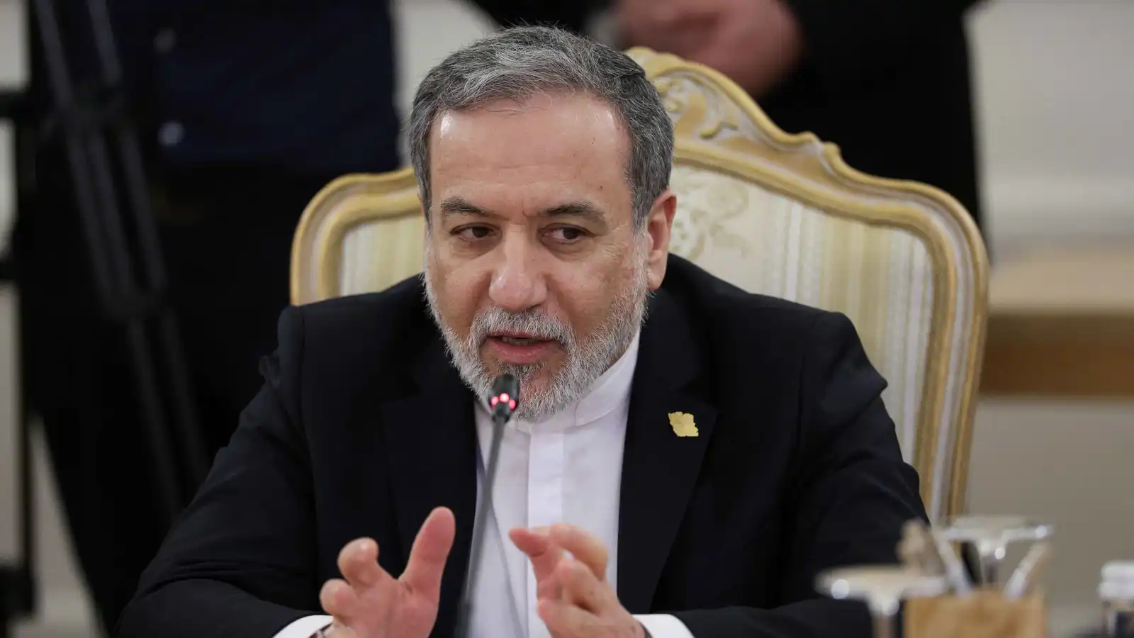 إيران تهدد باتخاذ "إجراءات مضادة" بعد تصنيف "الحرس الثوري" إرهابياً