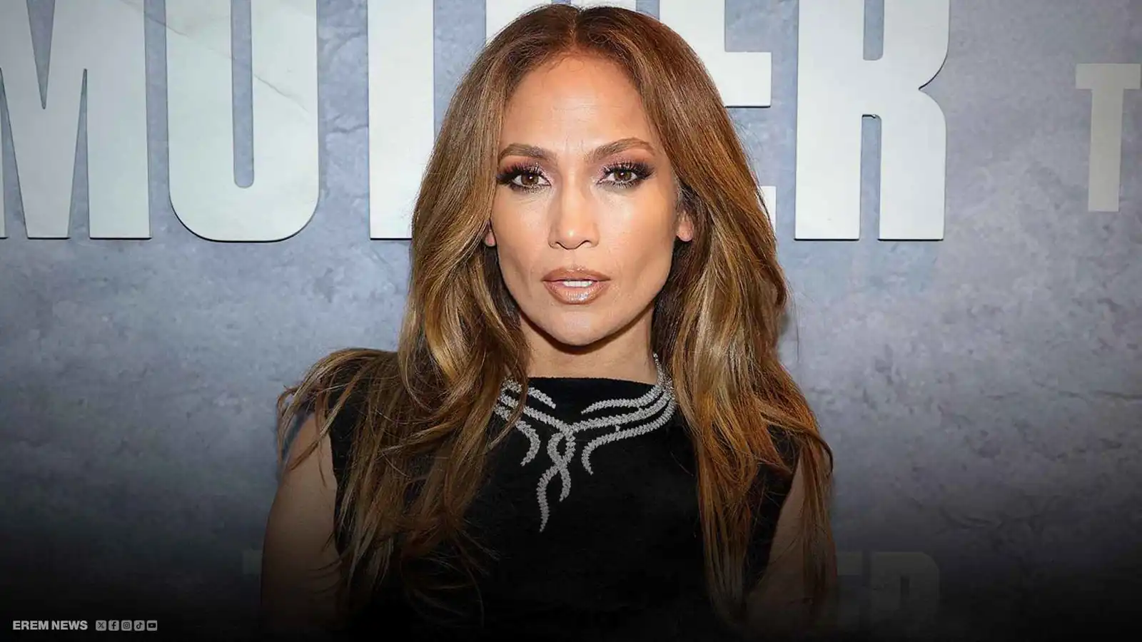 لوبيز ممنوعة من دخول "شانيل" في إسطنبول.. هكذا ردت (صورة)