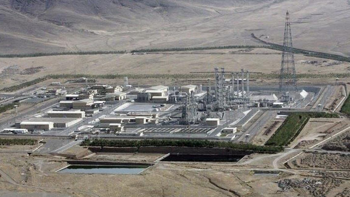 مفتشو وكالة الطاقة الذرية يتفقدون منشأة نطنز الإيرانية بعد الانفجار