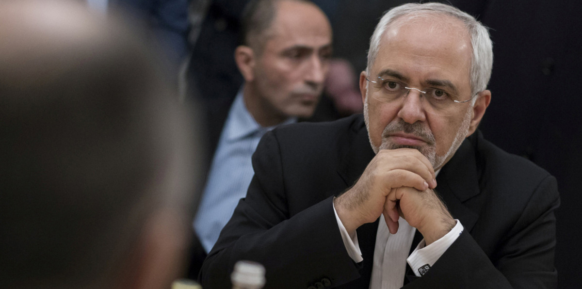 ظريف: إيران لجأت إلى اللوبيات الأمريكية لحماية الاتفاق النووي