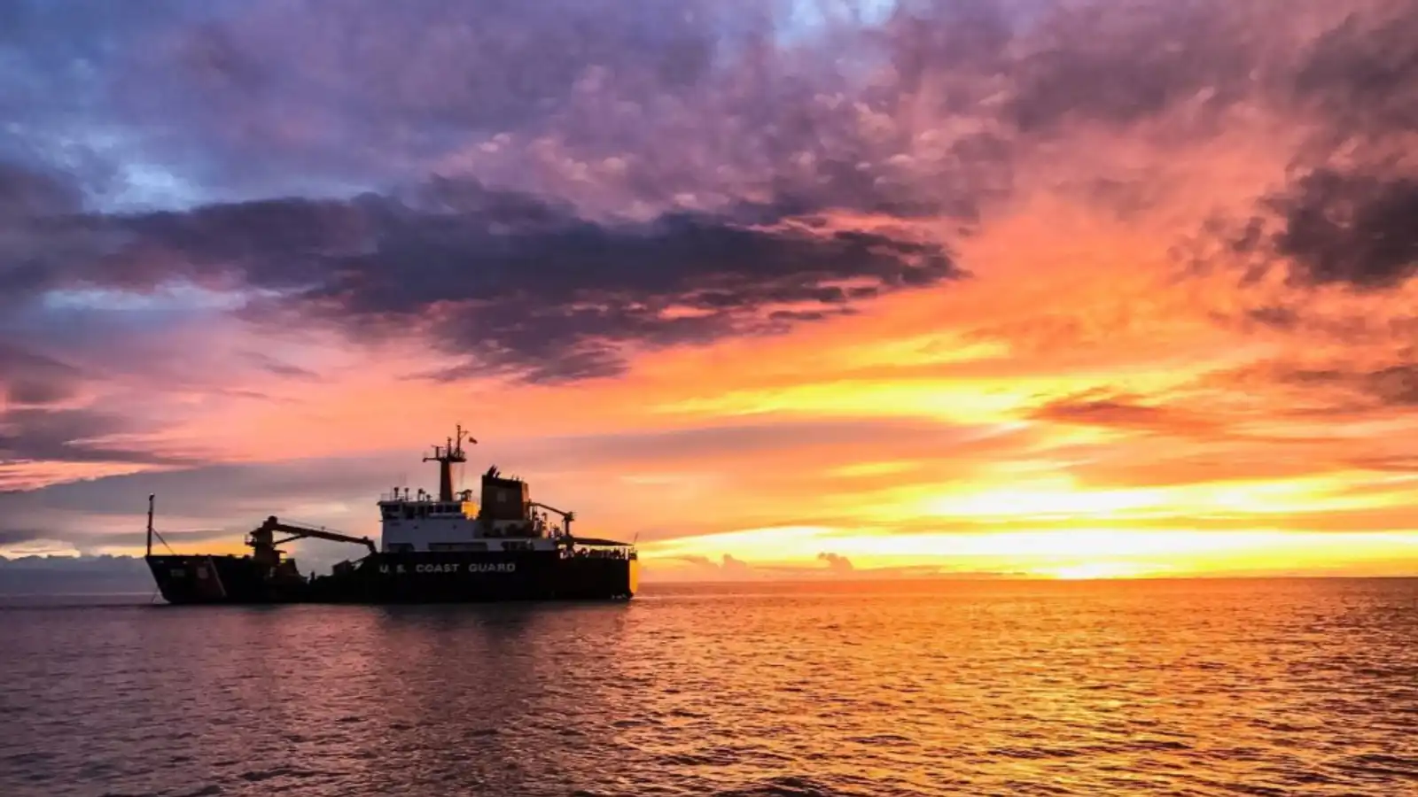 خفر السواحل الأمريكي يكشف حجم "الأسطول المظلم" حول العالم