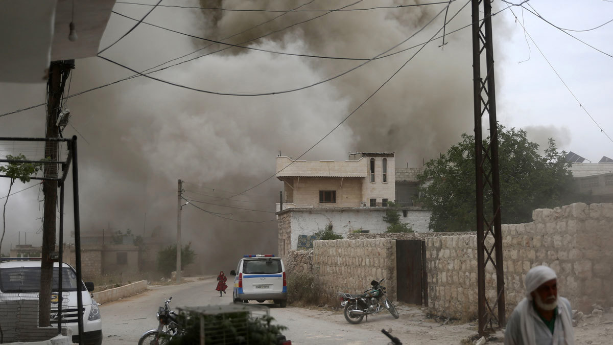 الأمم المتحدة: ضربات جوية سورية وروسية وهجمات للمتشددين ترقى لجرائم الحرب