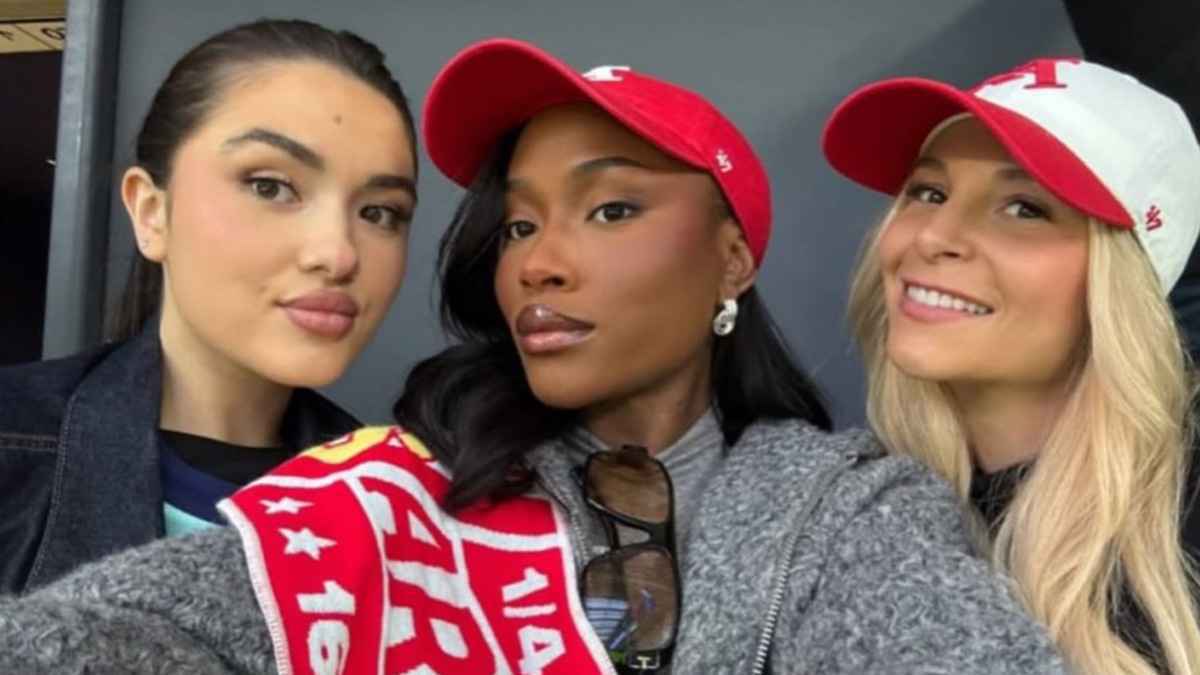 زوجات نجوم آرسنال يشعلن سانتياغو برنابيو بالاحتفالات (صور)