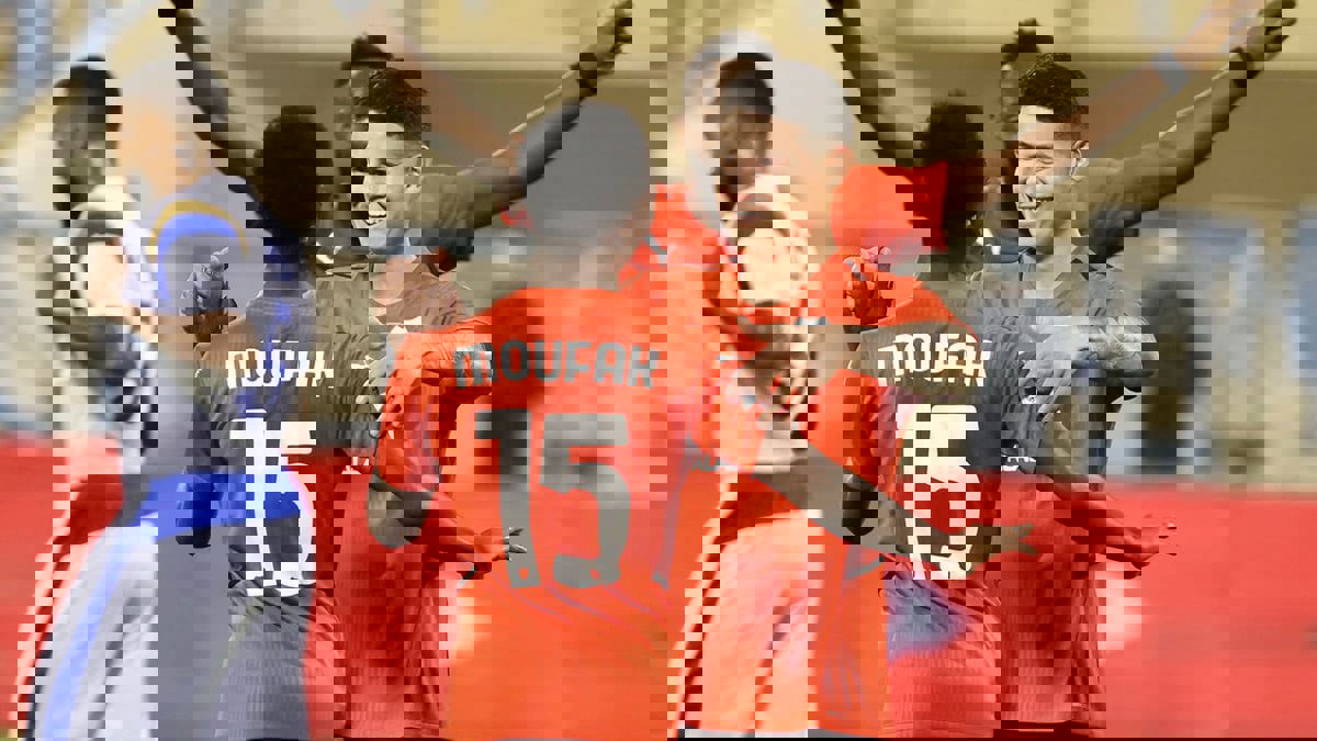 خاميس رودريغيز يغادر الريان القطري معارا إلى أولمبياكوس اليوناني