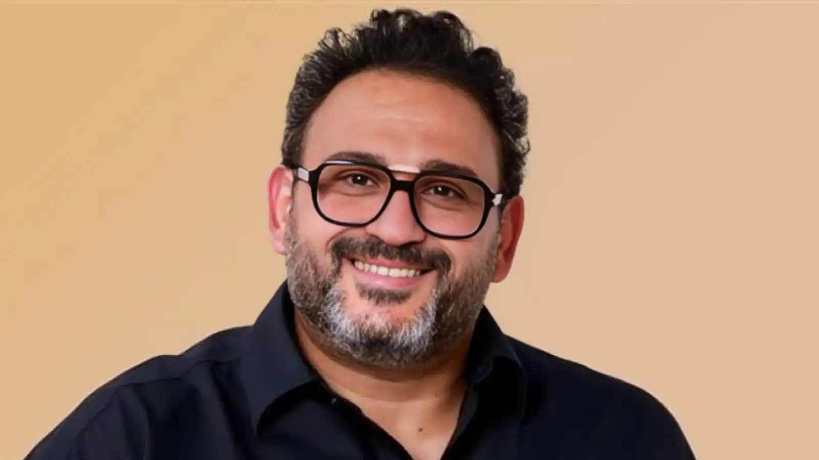 أكرم حسني يكشف لـ"إرم نيوز" سبب غيابه عن موسم رمضان 2026