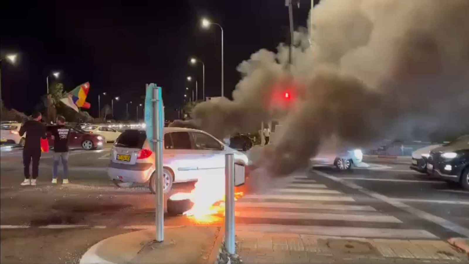 دروز إسرائيل يفجرون "فتيل أزمة" جديدة باحتجاجات ضد نتنياهو (فيديو)