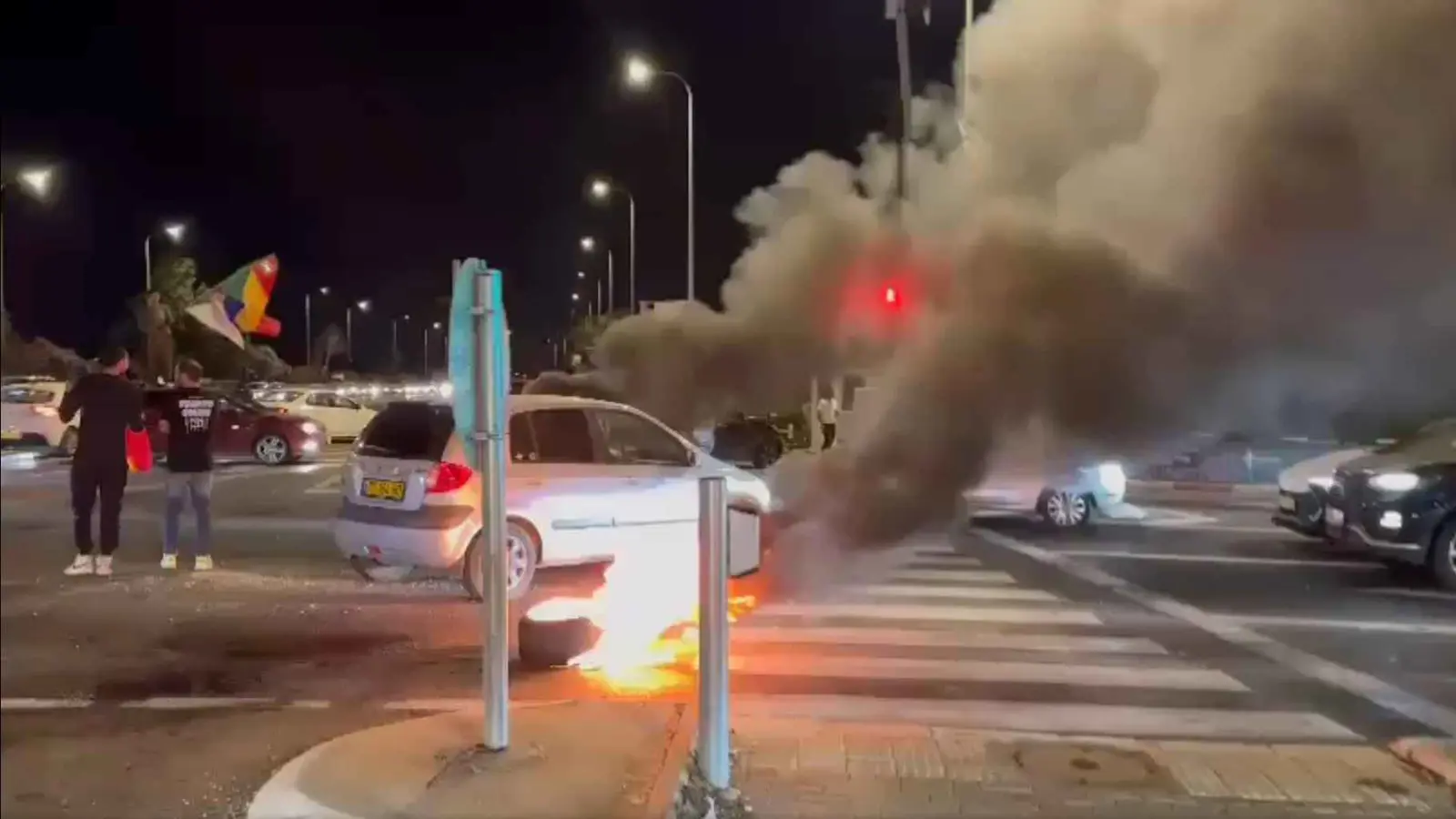 دروز إسرائيل يفجرون "فتيل أزمة" جديدة باحتجاجات ضد نتنياهو (فيديو)