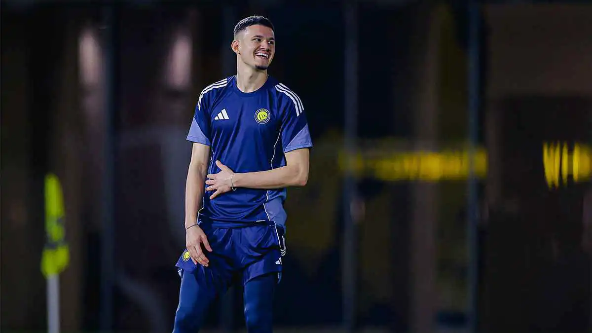 الاتحاد لن يواصل.. خبير قانوني يفجّر مفاجأة حول أزمة عبد الله الحمدان