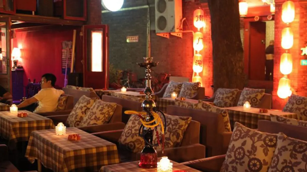 إيران تغلق 547 مقهى ومطعمًا بذريعة انتهاك الشريعة الإسلامية