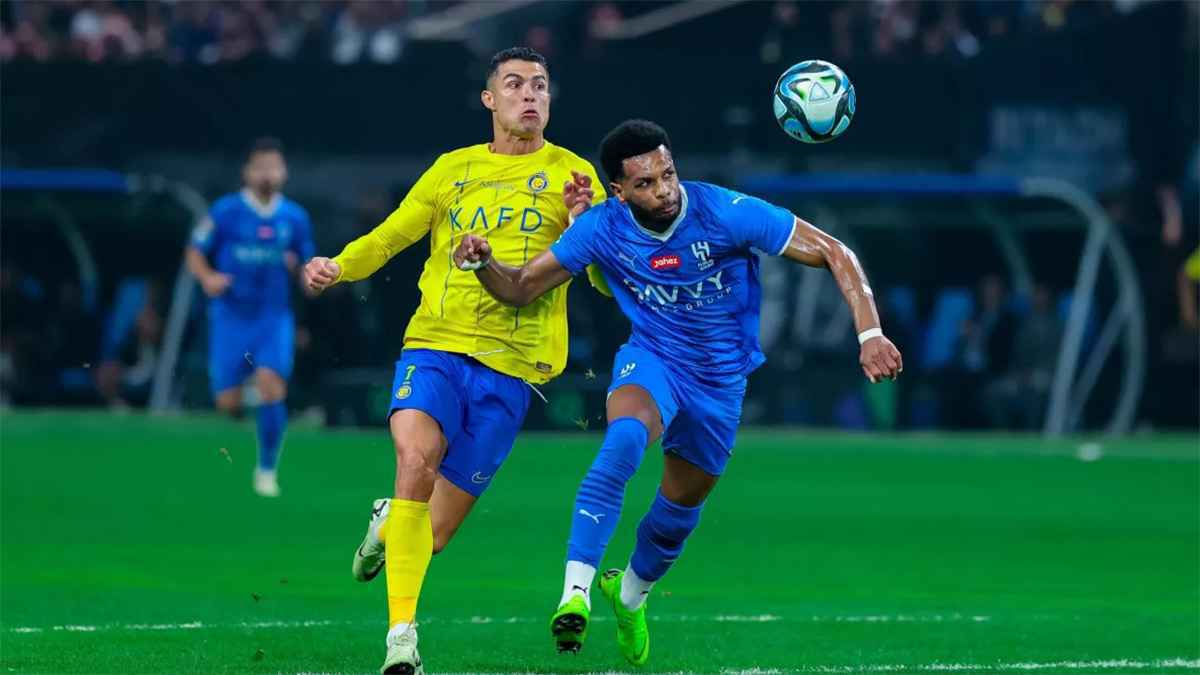 بالاسم.. لاعبان في النصر رفضا التعاقد مع علي البليهي