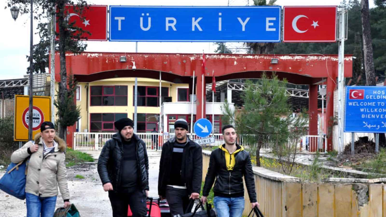 معبر كسب الحدودي.. بوابة أمل للسوريين بعد 11 عاما من الإغلاق