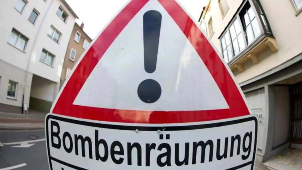 ليلة رعب.. قنبلة من الحرب العالمية الثانية تشل مدينة ألمانية