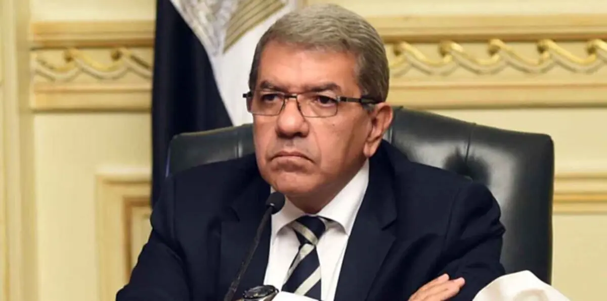 في قرار صادم لملايين الموظفين.. الحكومة المصرية ترفض تطبيق "العلاوة الخاصة"