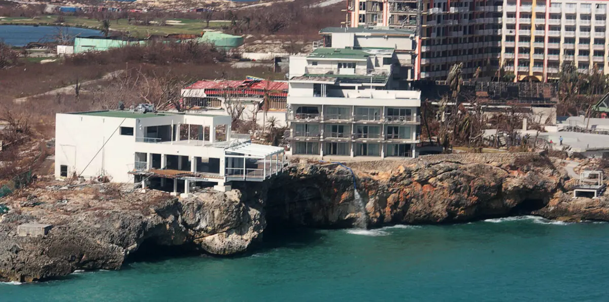 "إيرما" يدمر ربع المنازل في جزر "فلوريدا كيز"