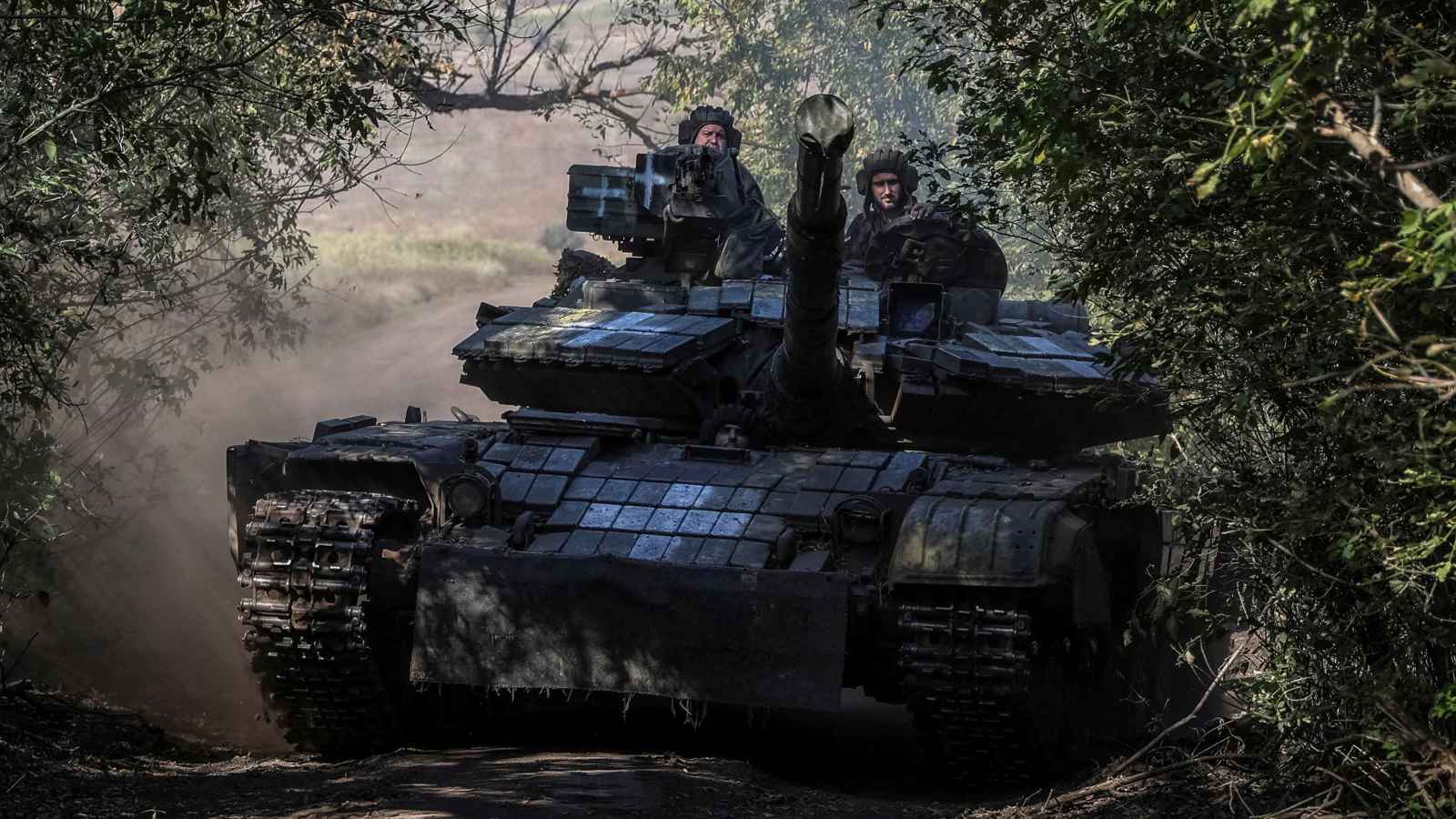 في مواجهة هجوم صيني محتمل.. دبابات "أبرامز" الأمريكية تصل تايوان