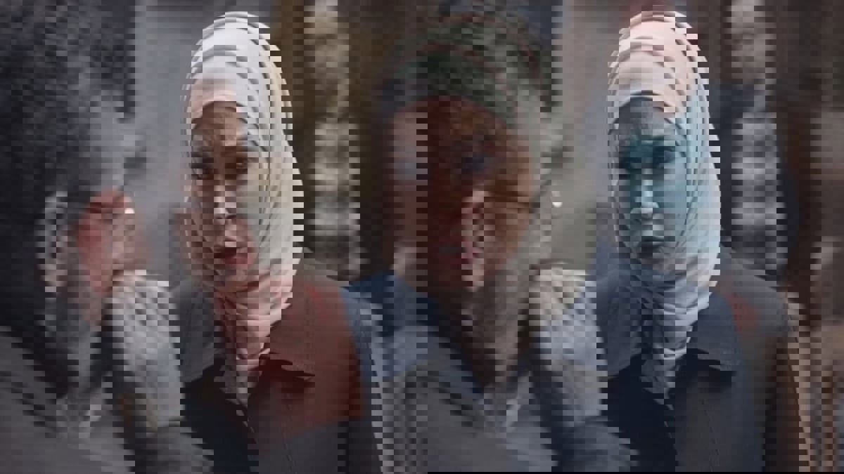 "صفعة" كاريس بشار لجورج خباز في "النار بالنار" تثير تفاعل الجمهور