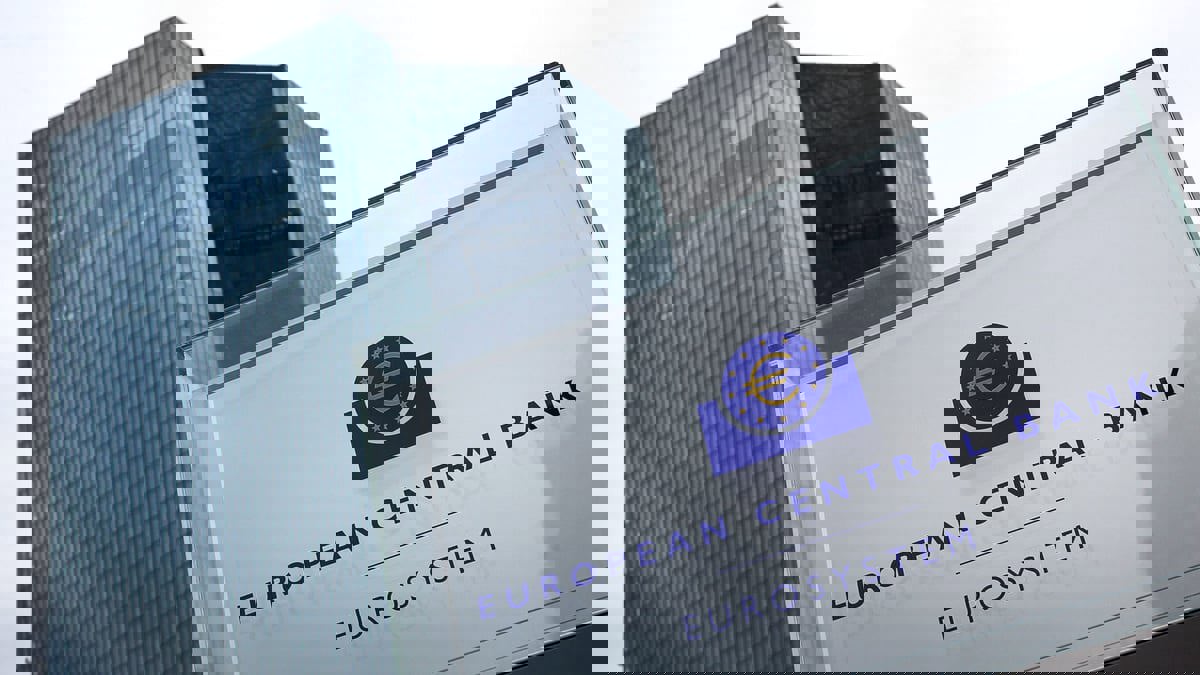 المركزي الأوروبي يرفع معدل الفائدة بنصف نقطة أساسية
