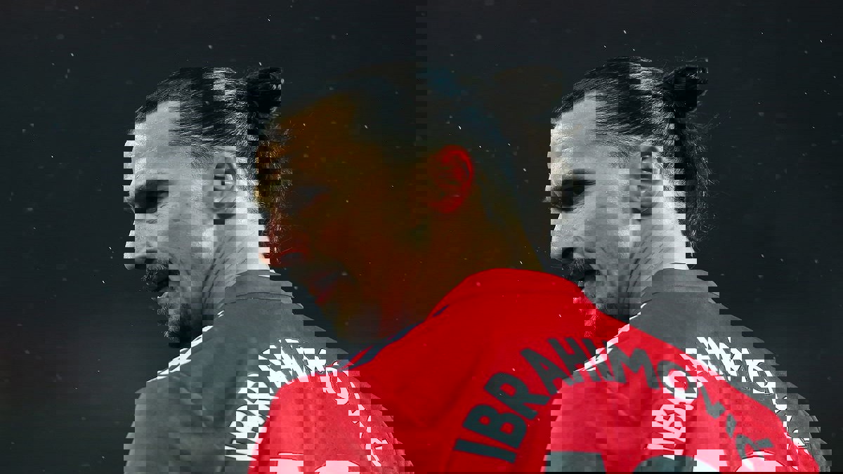 هل يعود زلاتان إبراهيموفيتش إلى مانشستر يونايتد؟