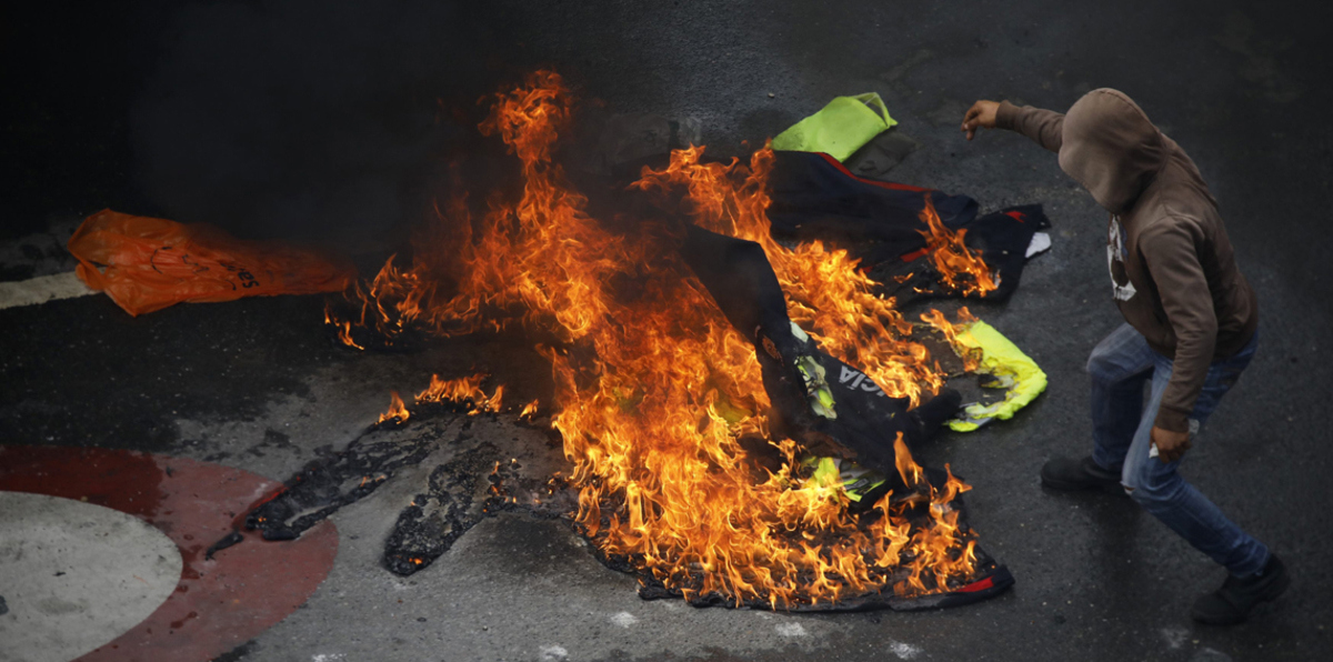 فنزويلا.. قتلى في احتجاجات ضد جمعية مادورو التأسيسية