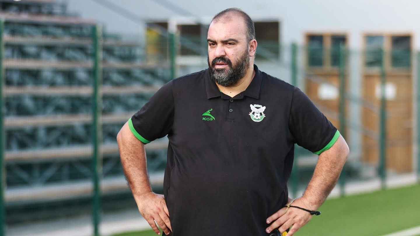 خير الدين مضوي يستقيل من تدريب قسنطينة الجزائري بسبب اشتباك مع مسؤول
