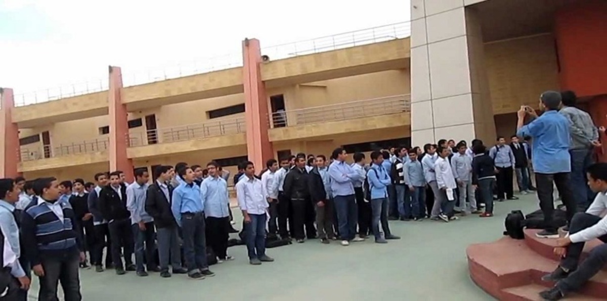 مصر.. إحالة معلم للنيابة بعد تشكيكه في "نصر أكتوبر" ووصفه الحضارة الفرعونية بـ"الأصنام"