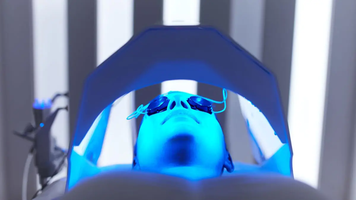 الضوء الأزرق.. ابتكار يحفز نمو الأجنة وإصلاح خلايا الجسم