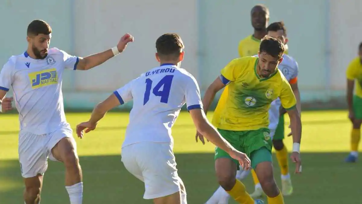 انتحل صفة مسؤول بناد هولندي.. فريق جزائري يتعرض للتحيل من وكيل أعمال وهمي