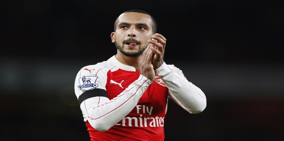 والكوت يجبر مشجعًا على الاحتفال بطريقة غريبة (فيديو وصور)